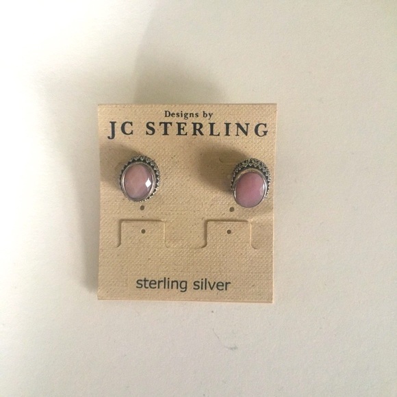 Sterling silver stud earrings with pink stones - Picture 3 of 5